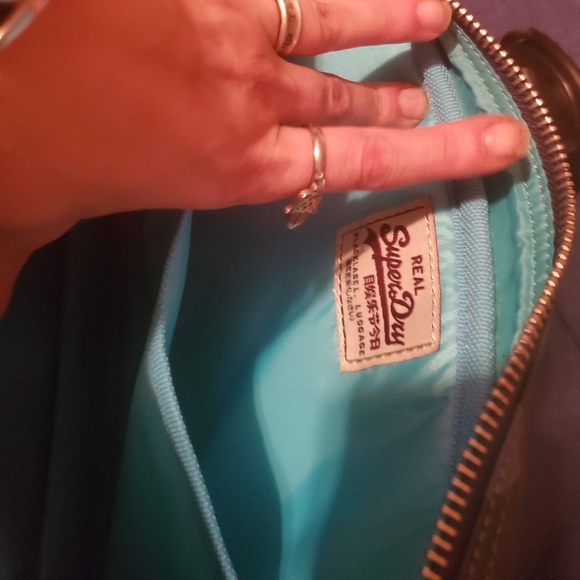 COPY - Superdry messenger bag - Picture 2 of 3